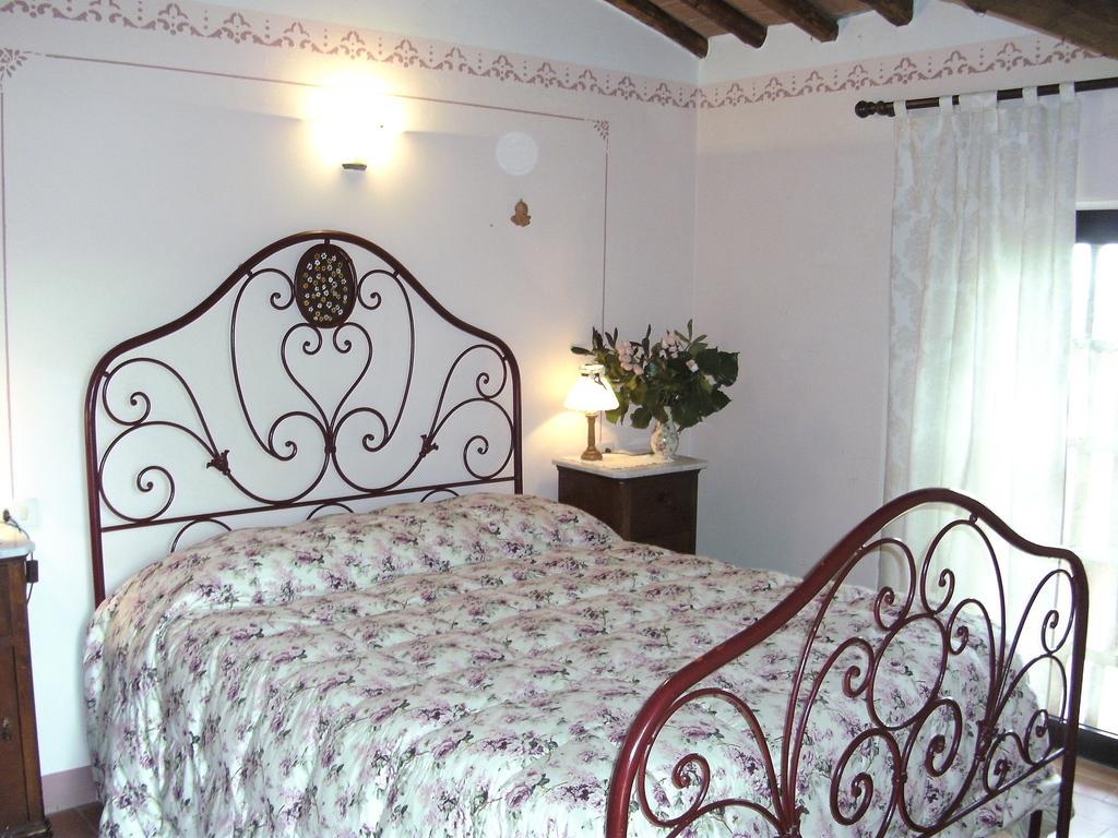 Casa Lucia In Chianti Bed & Breakfast Vagliagli Oda fotoğraf